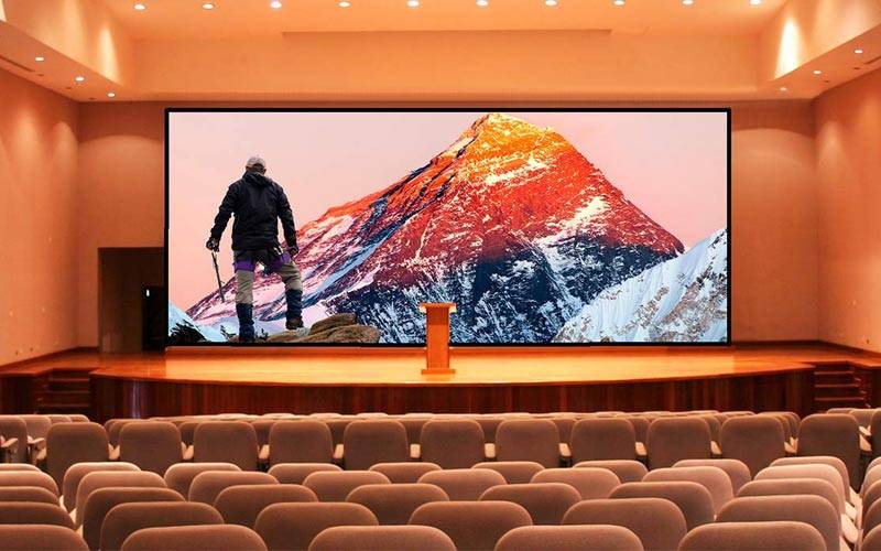 COB vs SMD LED Display: Which Is Better for Indoor Conference Rooms, Auditoriums & Control Rooms?
