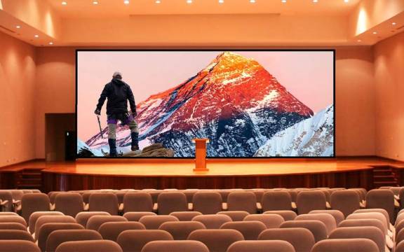 COB vs SMD LED Display: Which Is Better for Indoor Conference Rooms, Auditoriums & Control Rooms?