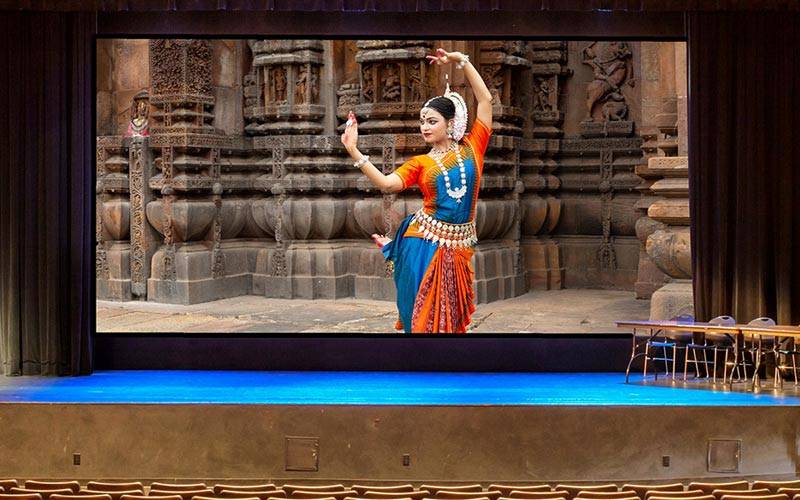 How Vibrant Indoor LED Video Walls Create Immersive Brand Experiences