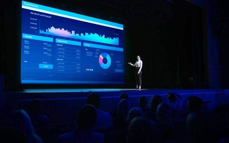 How to Select the Best Indoor LED Video Wall Manufacturers In Delhi for Your Project